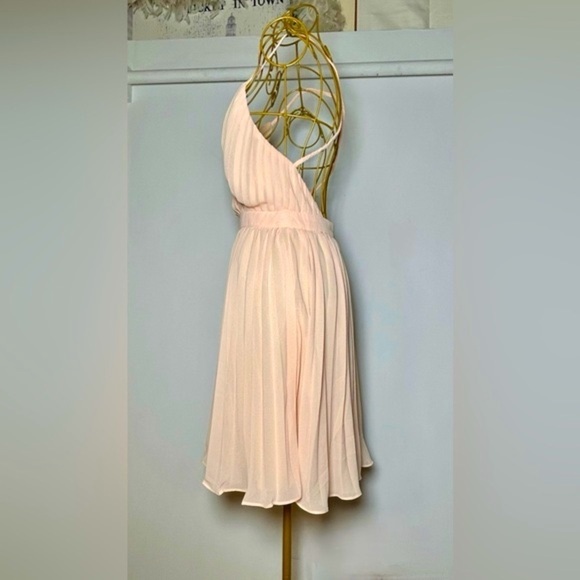 NWT Endless Rose Revolve V-Neck Pleated Mini Dress with Braided Back Straps, XS - Picture 5 of 14